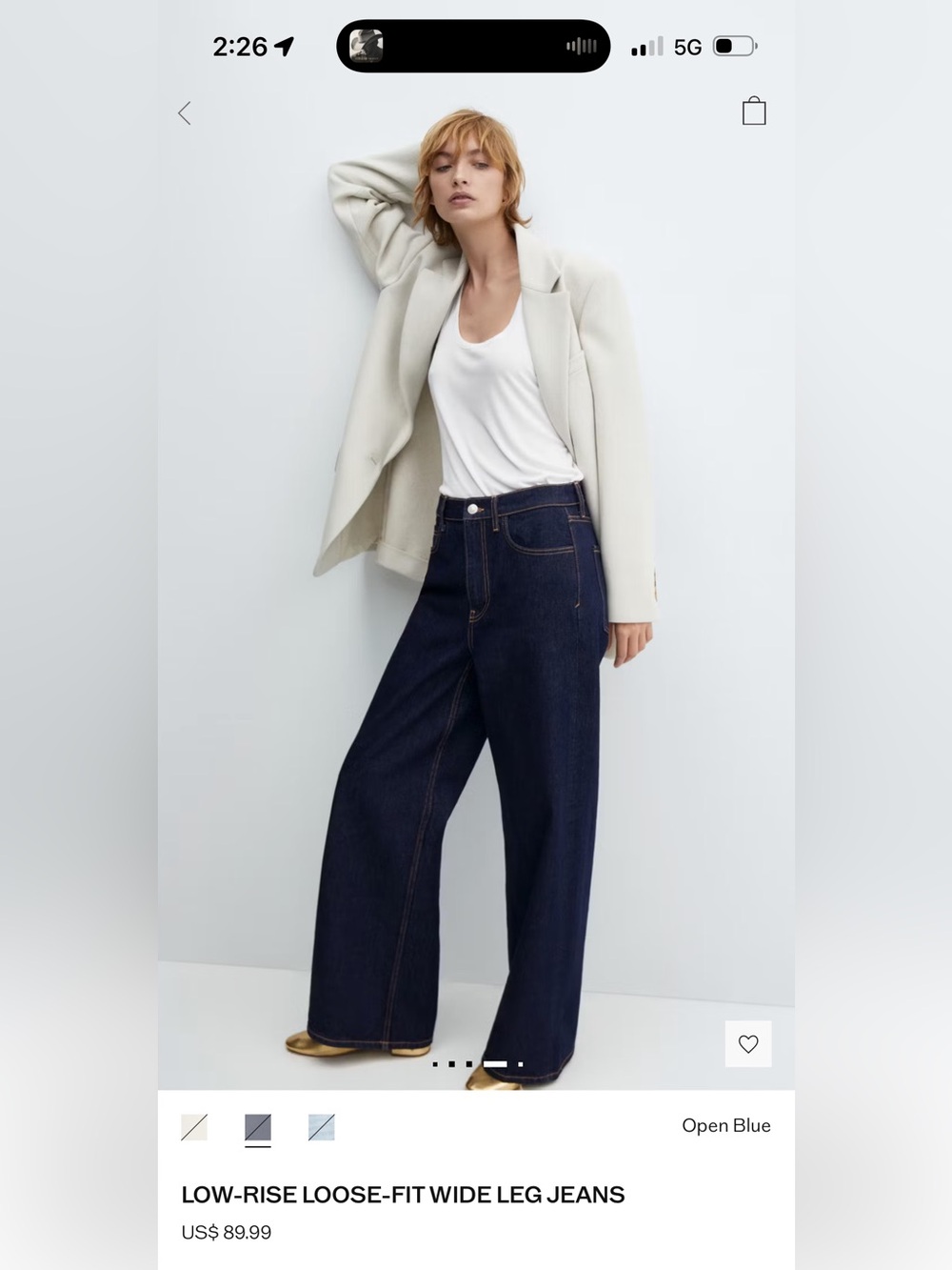 Low-rise loose-fit wide leg jeans
